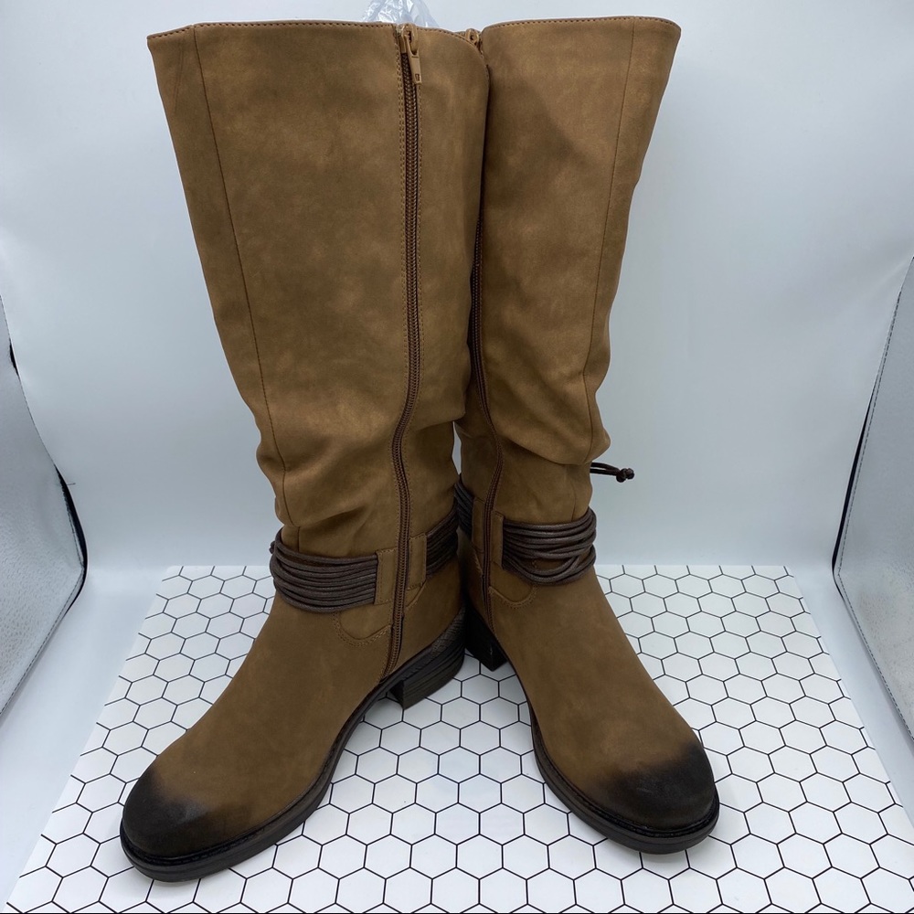Madeline two tone tan and brown boots size 7.5